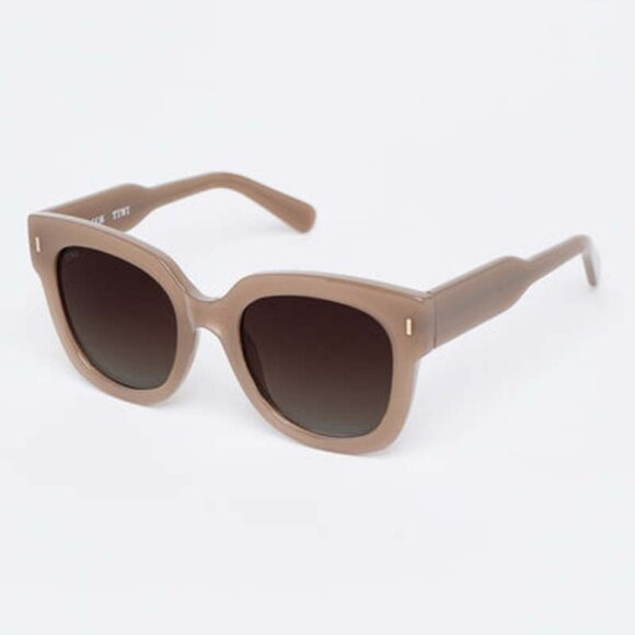 Tiwi Kerr Sunglasses in Shiny Coconut Brown Oversized Statement main image 8